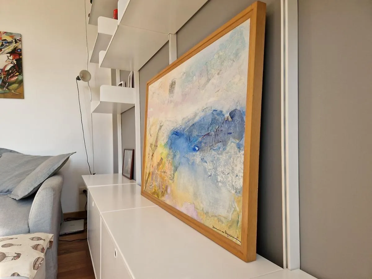 Modern Bright And Central Apartment Milan